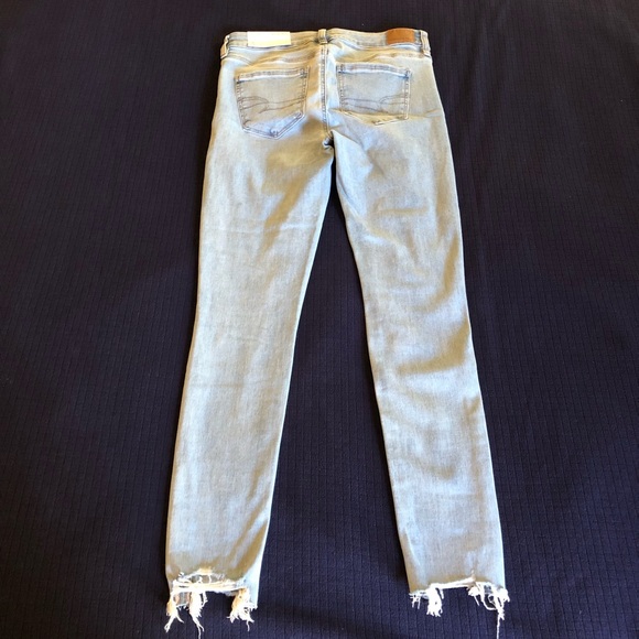 NWT American Eagle Jegging Distressed Jeans Sz 4 (27w) regular low rise stretch - Picture 2 of 9